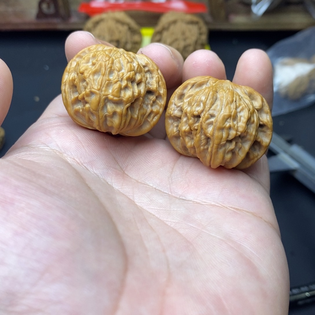 文玩核桃吊坠34尺寸全品无修磨盘手捻