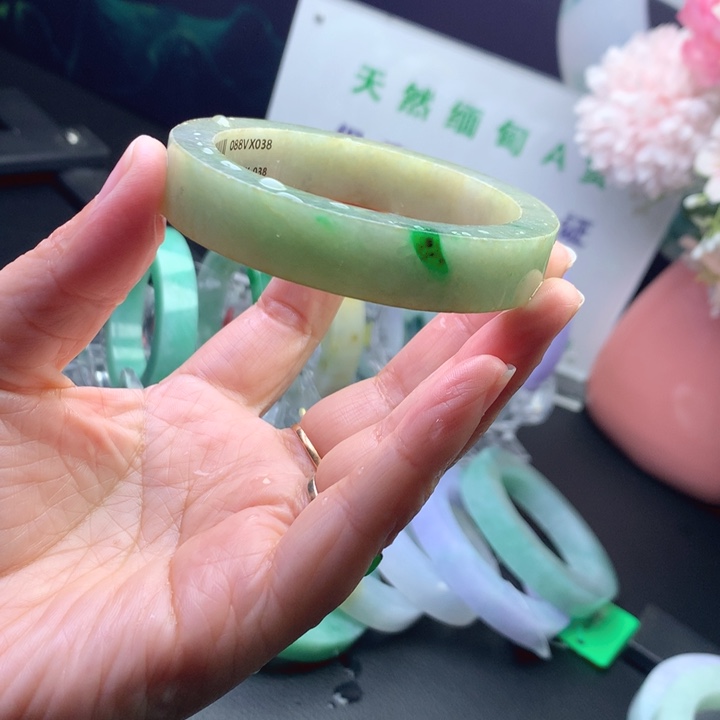 未镶嵌翡翠手镯定制翡翠