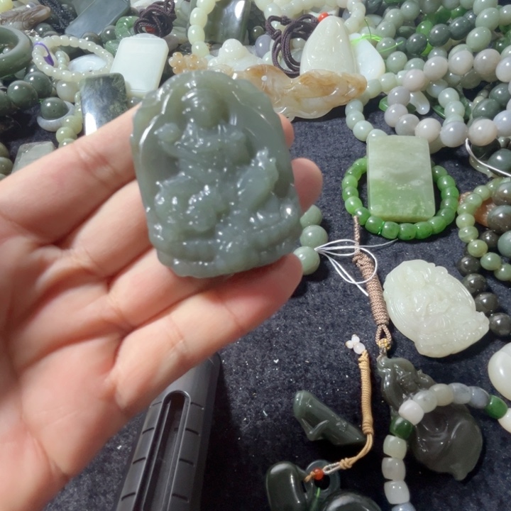 手串未镶嵌和田玉