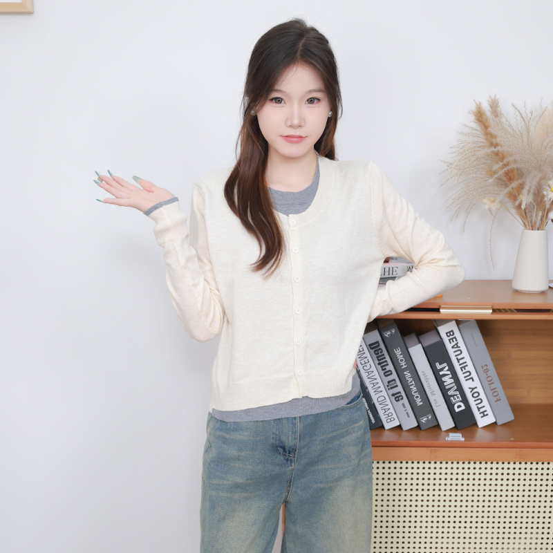 别致撞色假两件长袖针织衫女款爆款2025新款秋季毛衣休闲宽松上衣