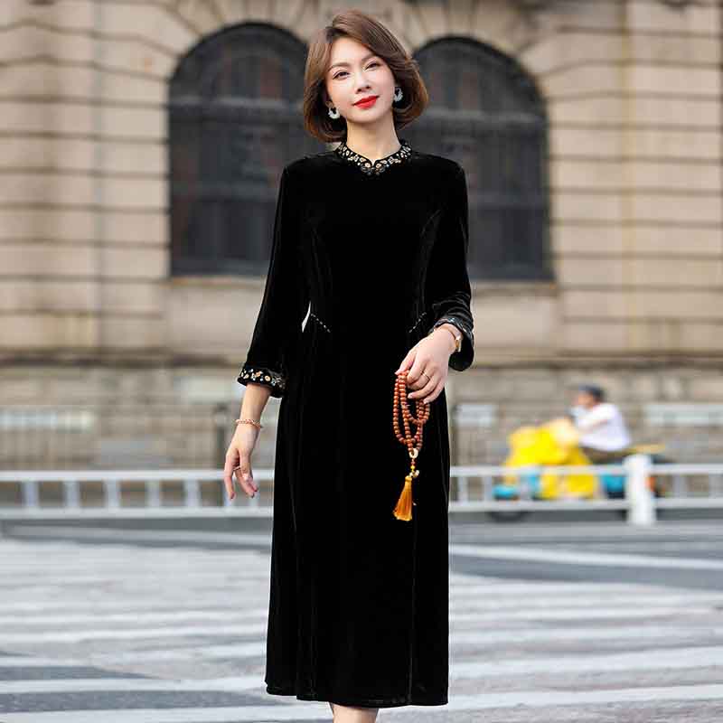 小个子丝绒连衣裙秋装桑蚕丝绒连衣裙2025新款女装阔太太中年妈妈
