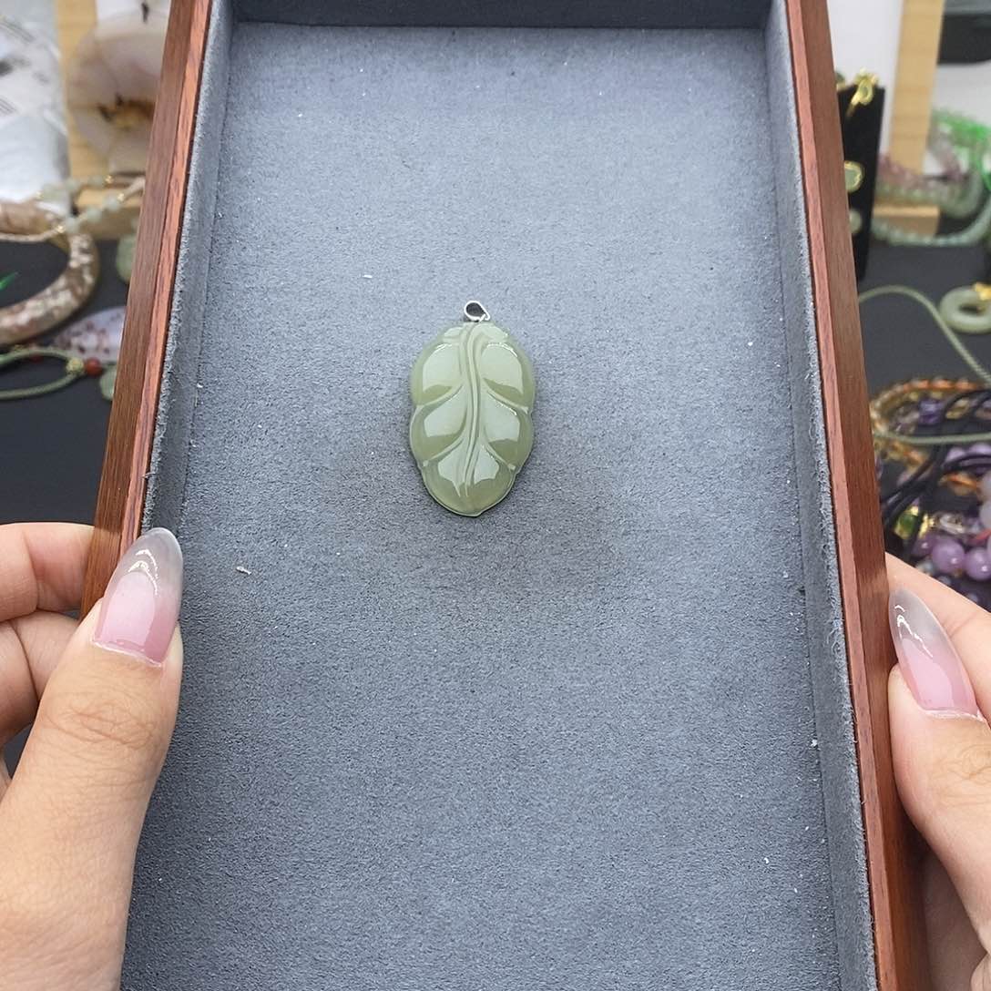 和田玉吊坠(不含链)银S925镶嵌