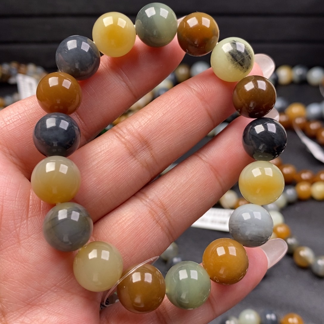 和田玉手串未镶嵌卡12