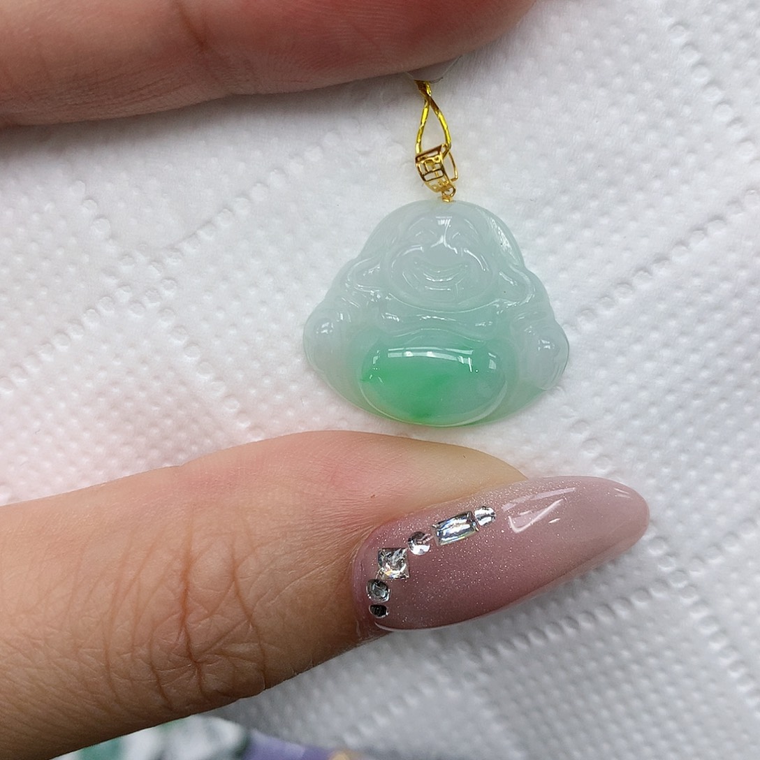 颈饰18K金镶嵌翡翠