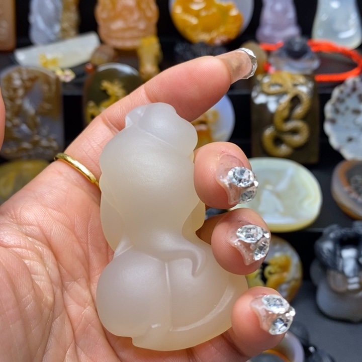 吉***、玛瑙/玉髓未镶嵌吊坠(不含链)