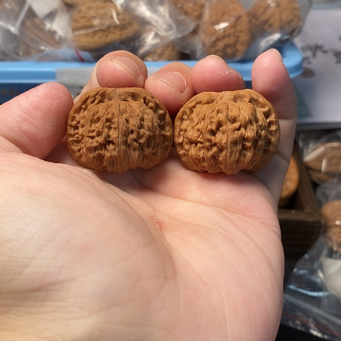 1文玩核桃京东第一矮35-269