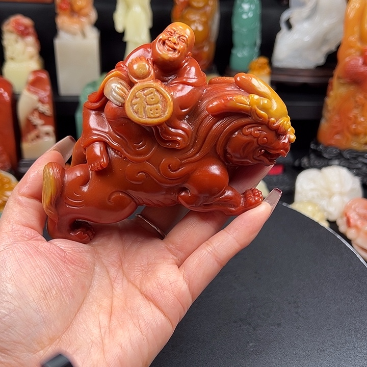 寿山石牛蛋田黄石