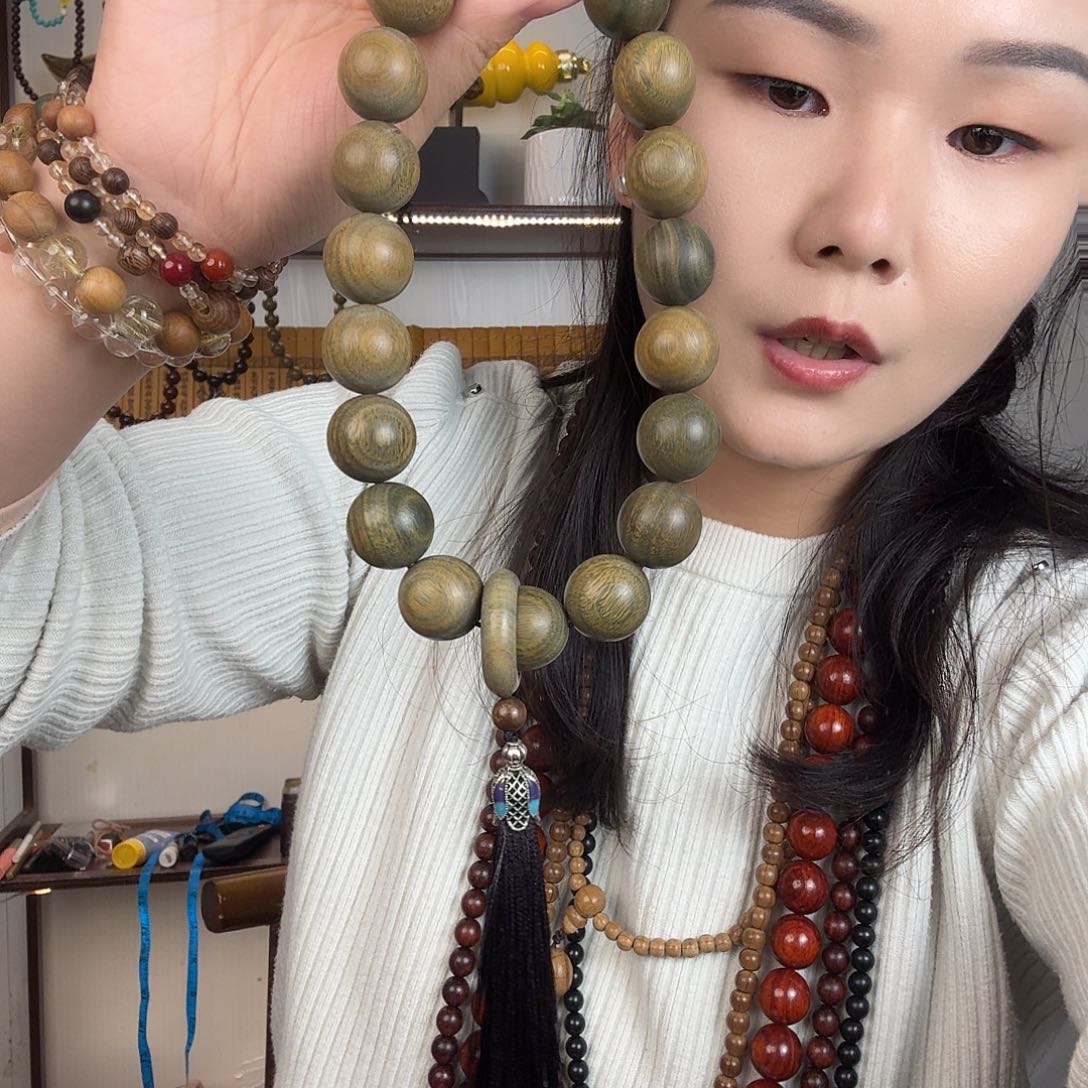 ꩵ****绿檀哈哈哈哈哈哈哈
