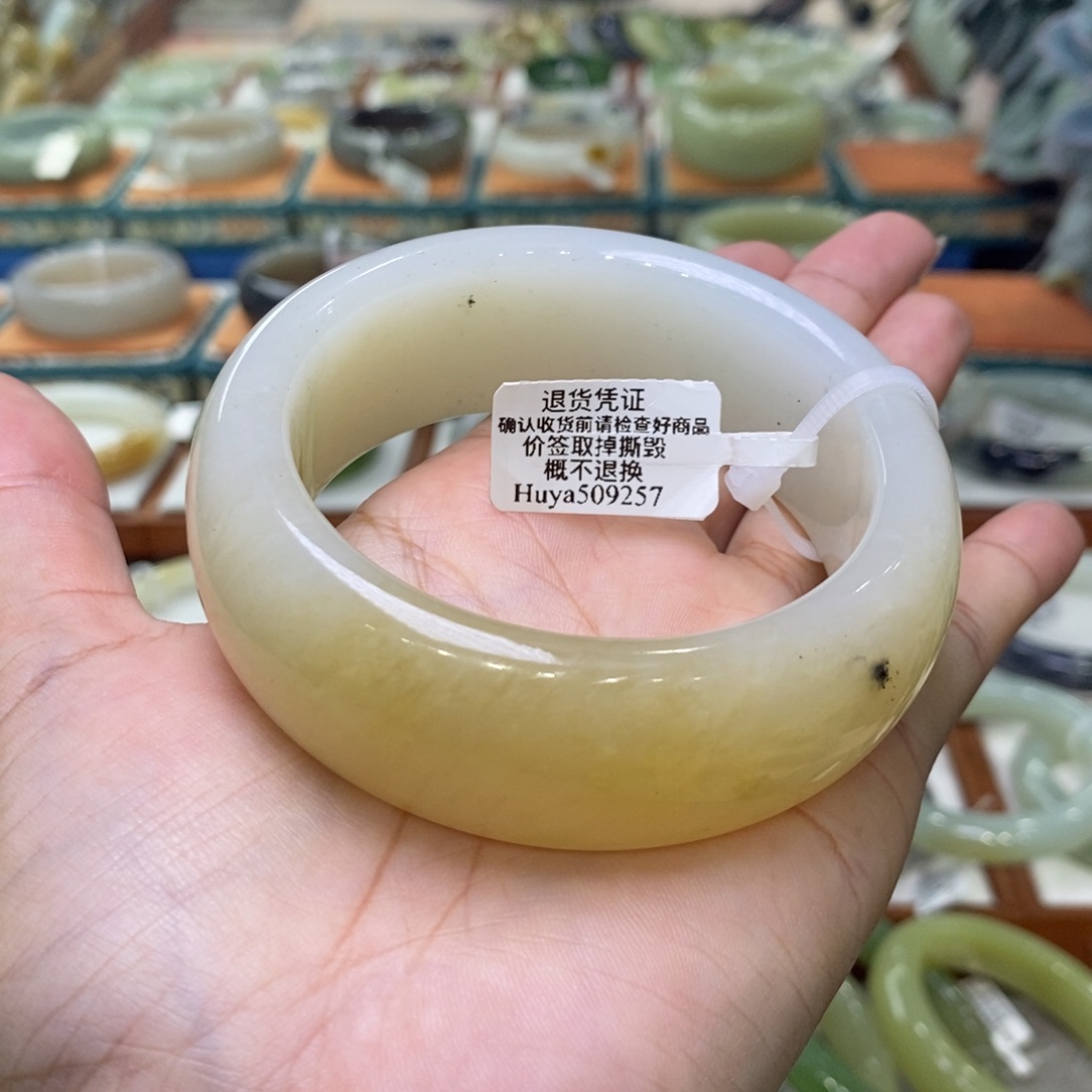 和田玉未镶嵌手镯和田玉且末糖白5859