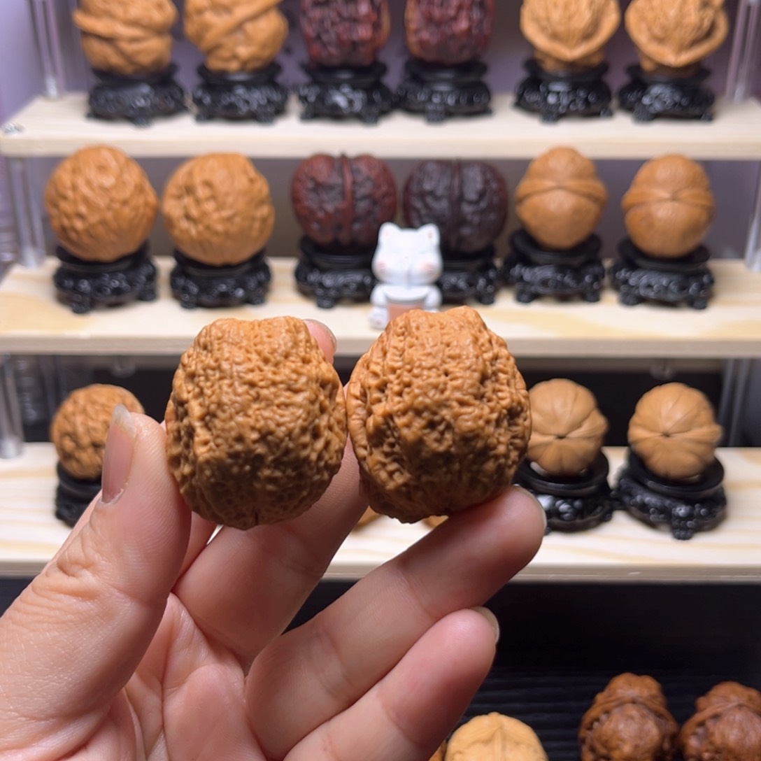 文玩核桃吊坠38w鱼籽开背蟾36尺