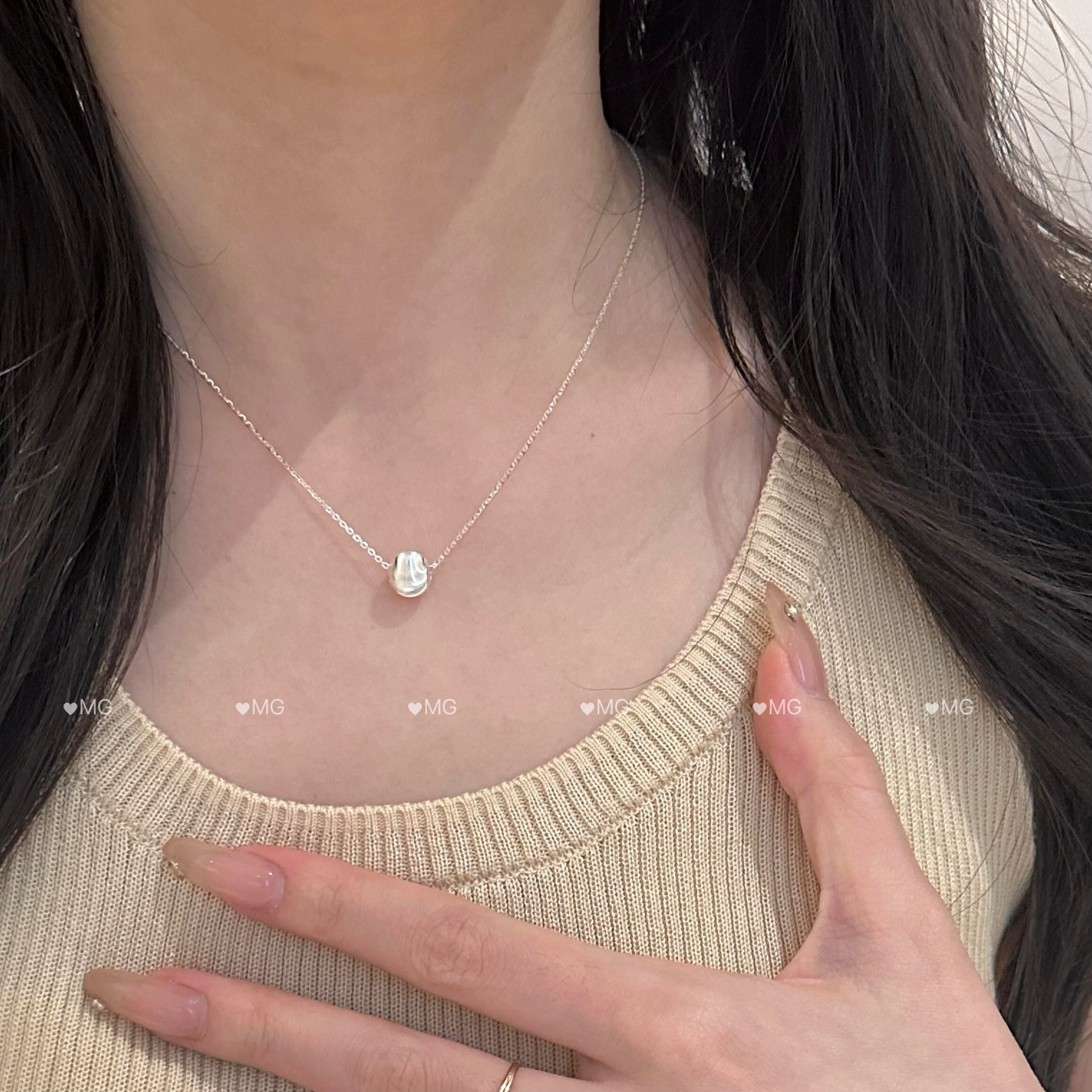 通体  H270爆闪拉丝猫眼珠 8mm项链