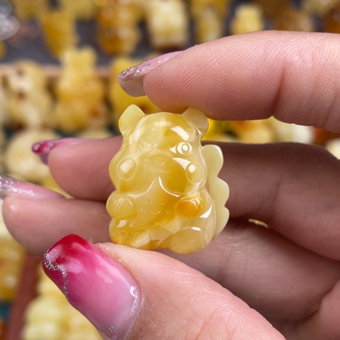 琥珀裸石未镶嵌蜜蜡