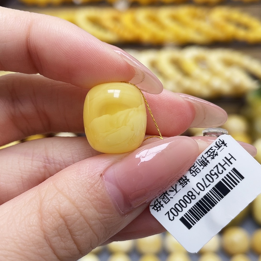 未镶嵌琥珀裸石14.3*16mm桶珠