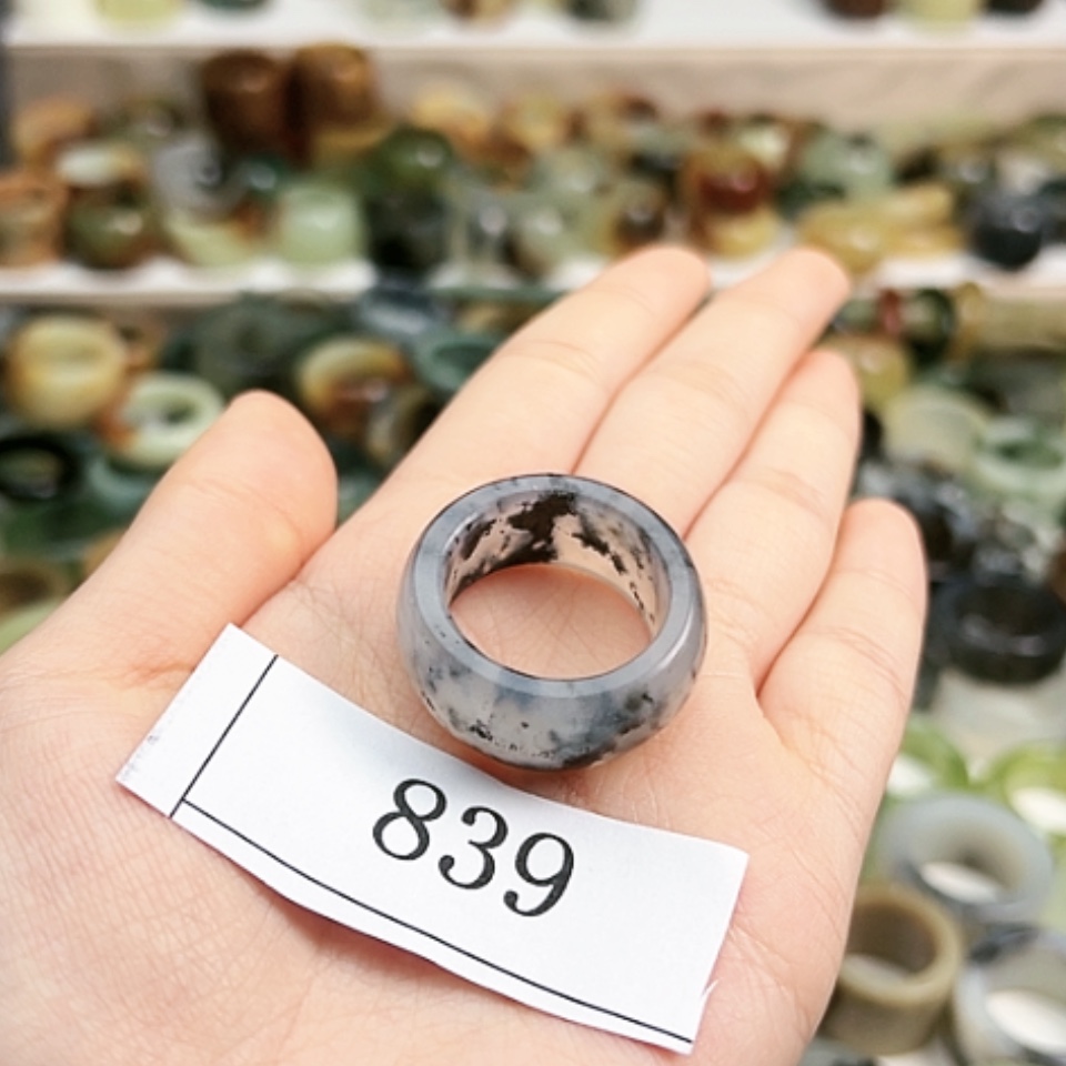【闪购商品】蛇纹石玉戒指未镶嵌丽*
