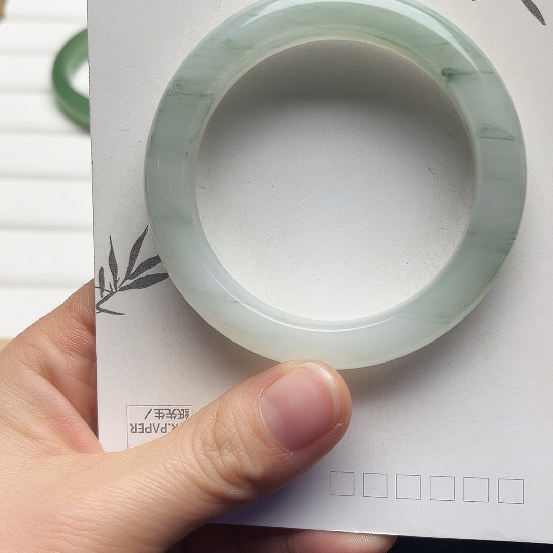 未镶嵌手镯石英质玉11