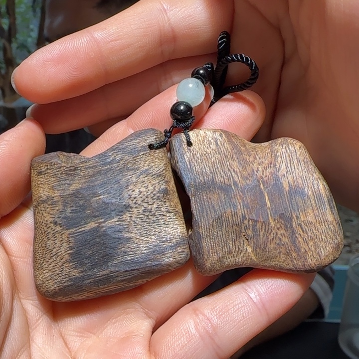 沉香吊坠海南老白棋吊坠17.2克