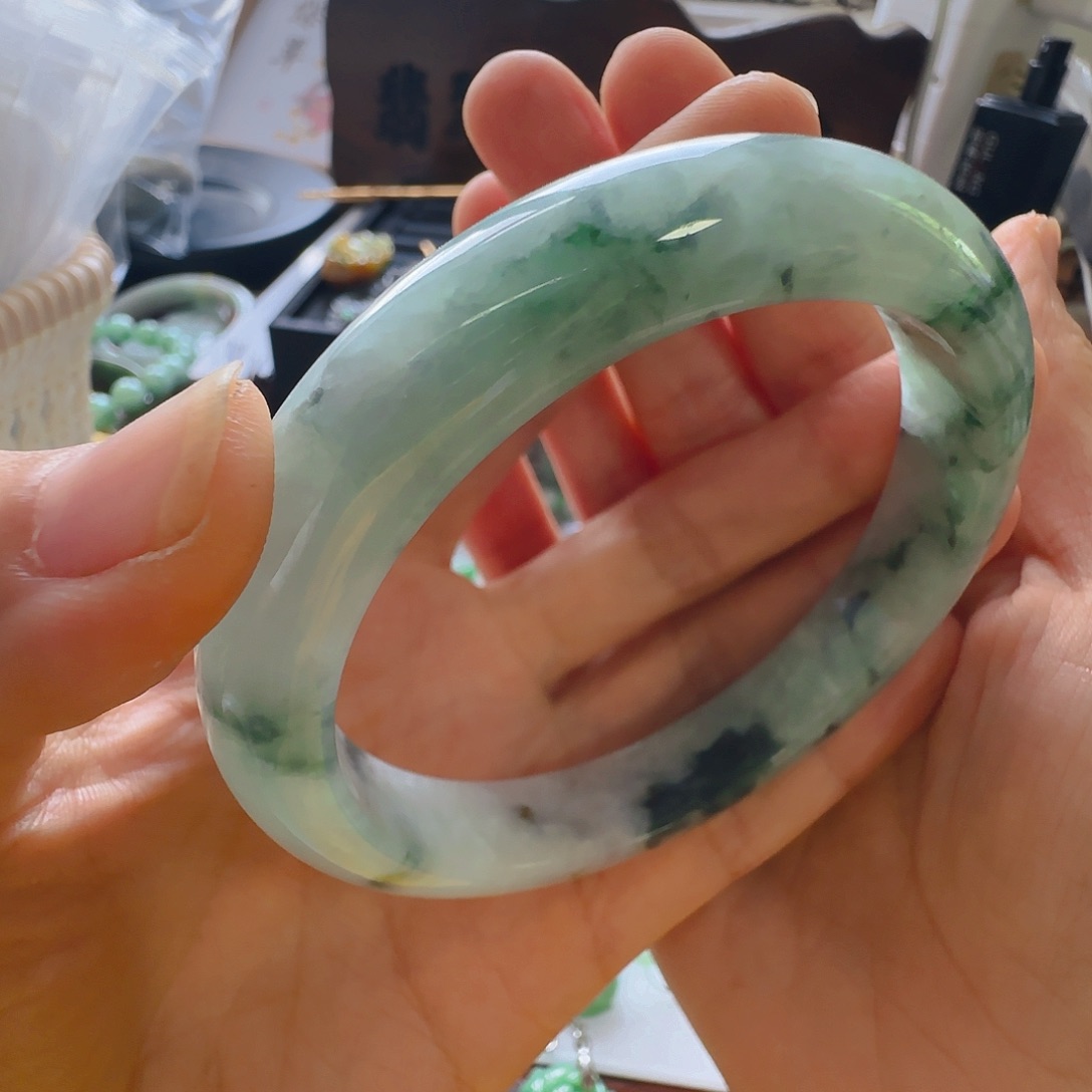 翡翠未镶嵌手镯翡翠520