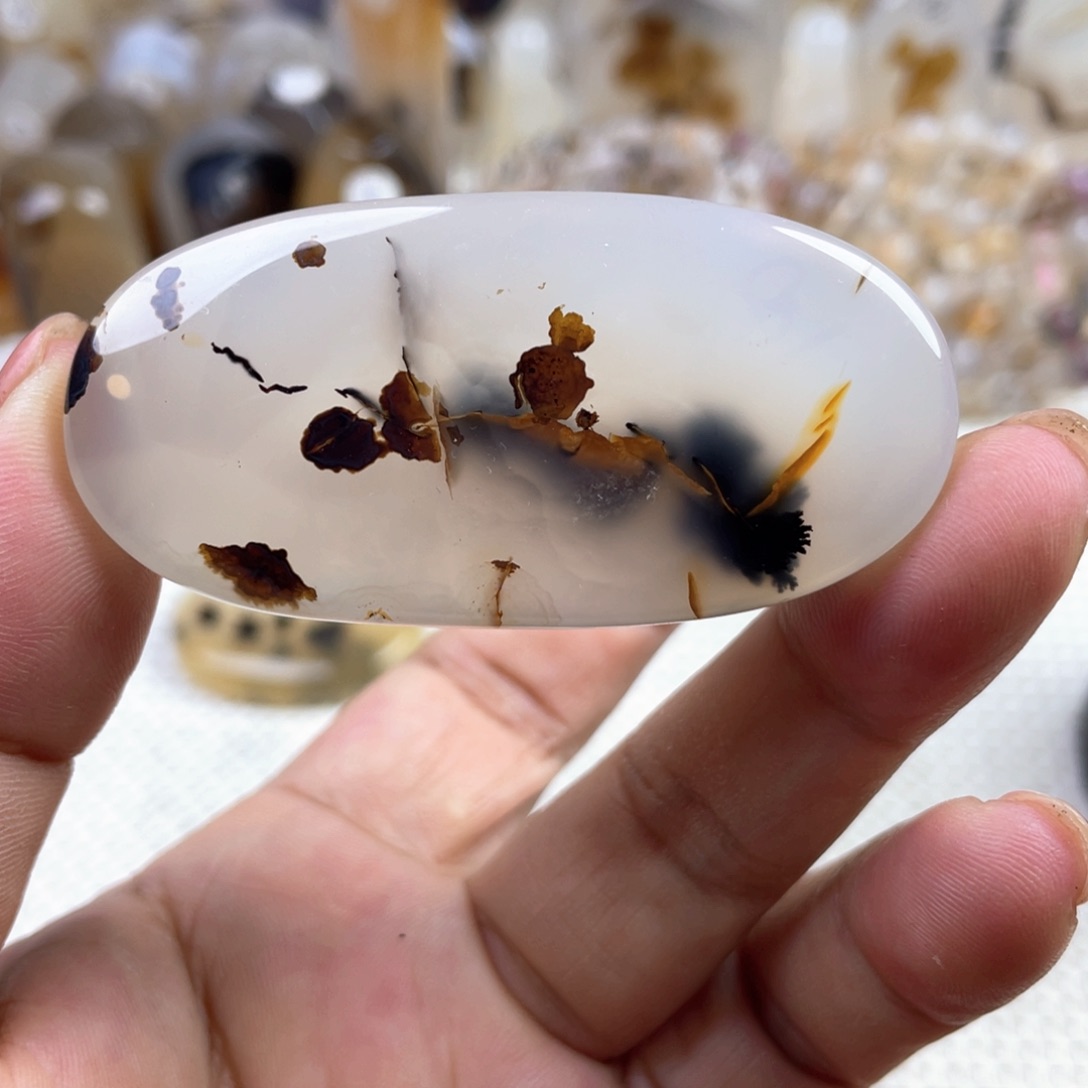 玛瑙/玉髓未镶嵌颈饰