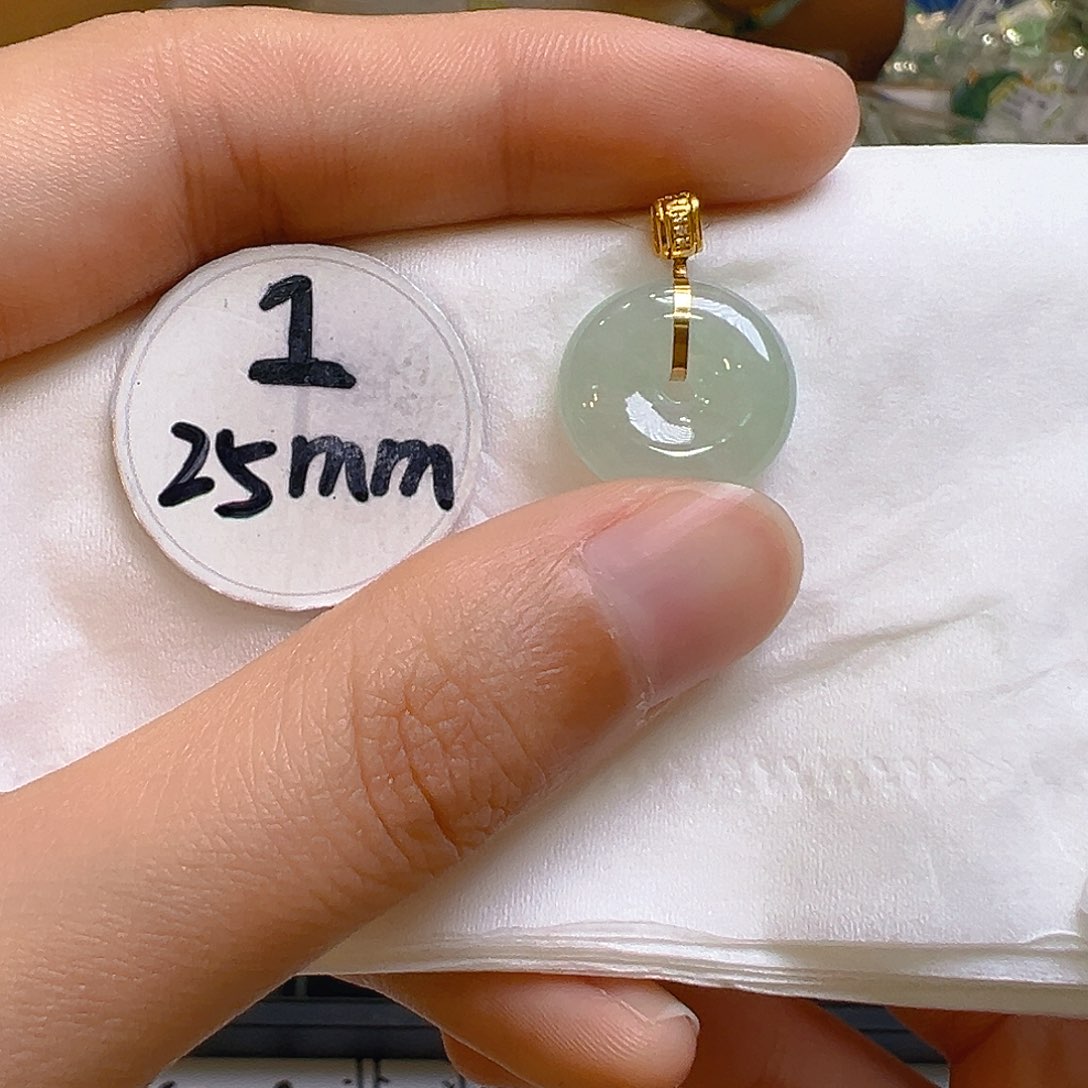 翡翠吊坠(不含链)18K金镶嵌翡翠