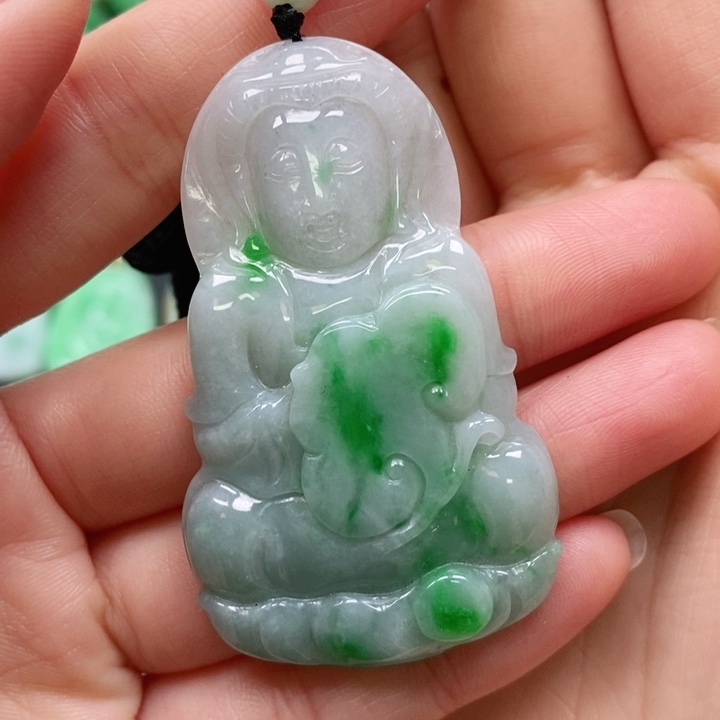 翡翠颈饰未镶嵌吊坠