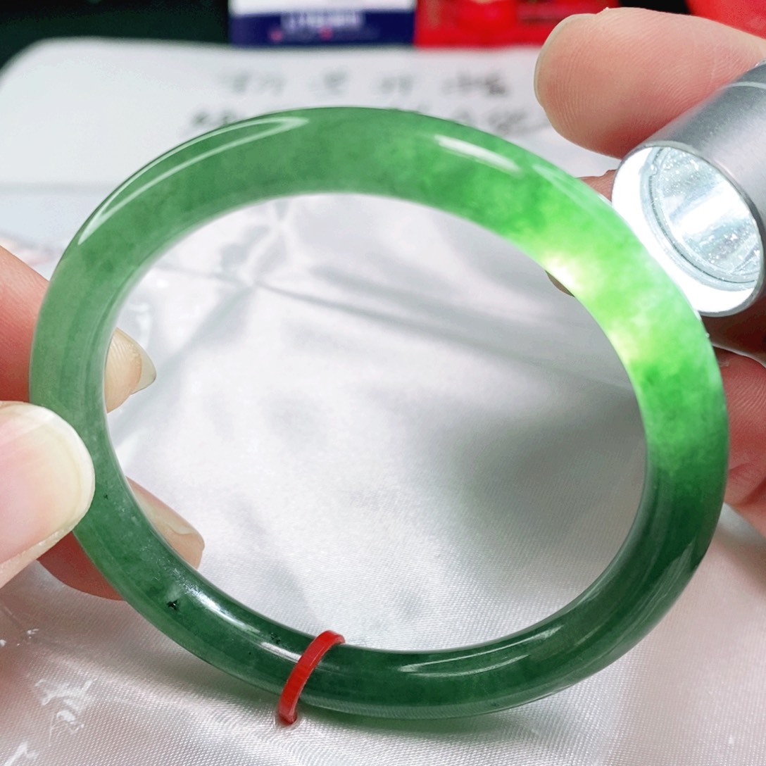 未镶嵌手镯翡翠53.6圈口圆条