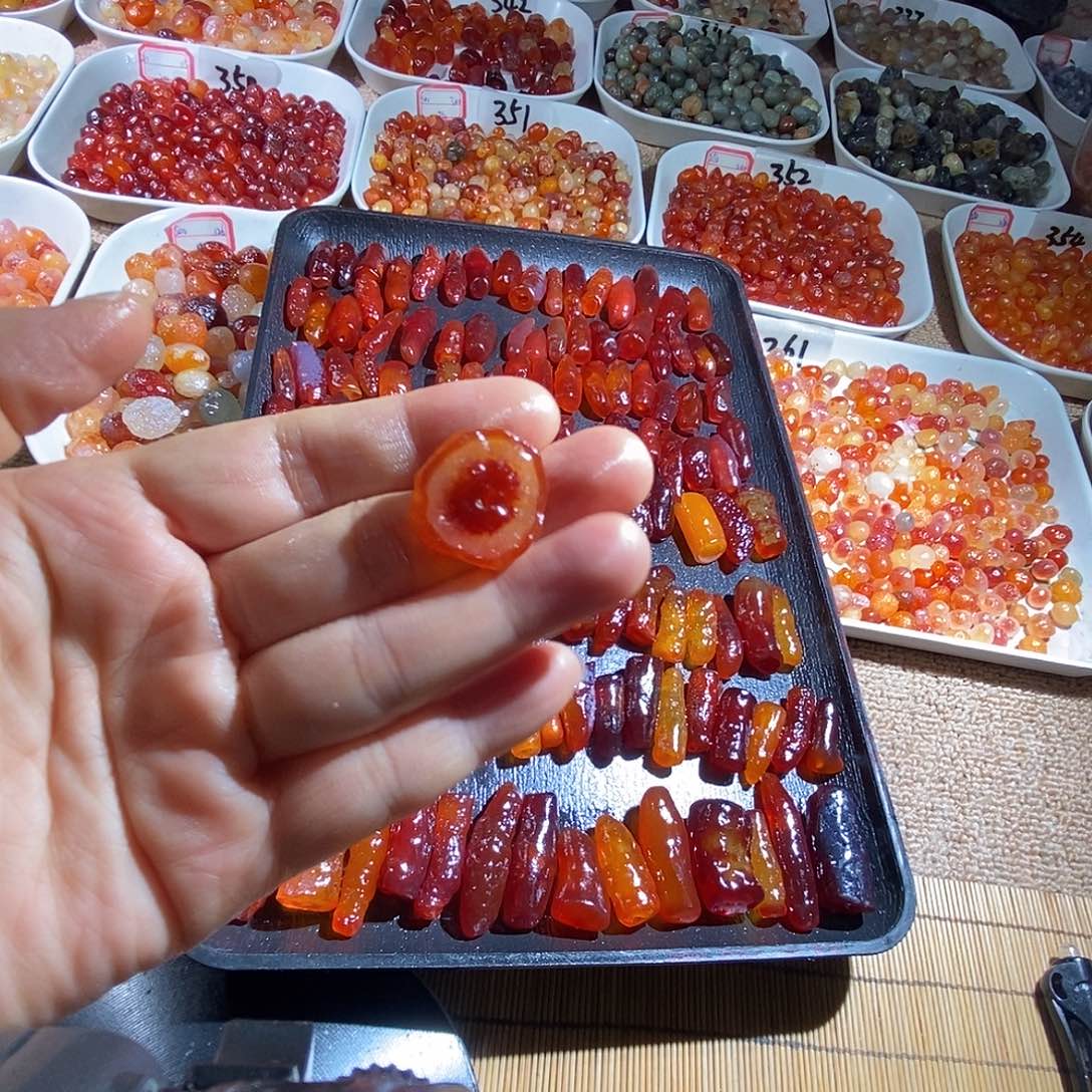 玛瑙/玉髓合金珠宝奇石