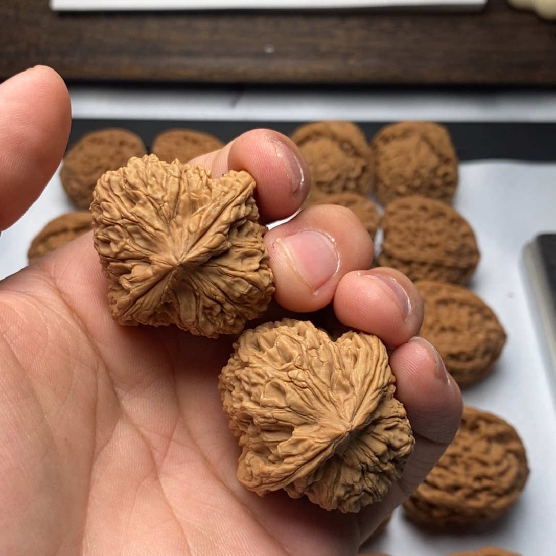 三角38核桃南疆石核桃