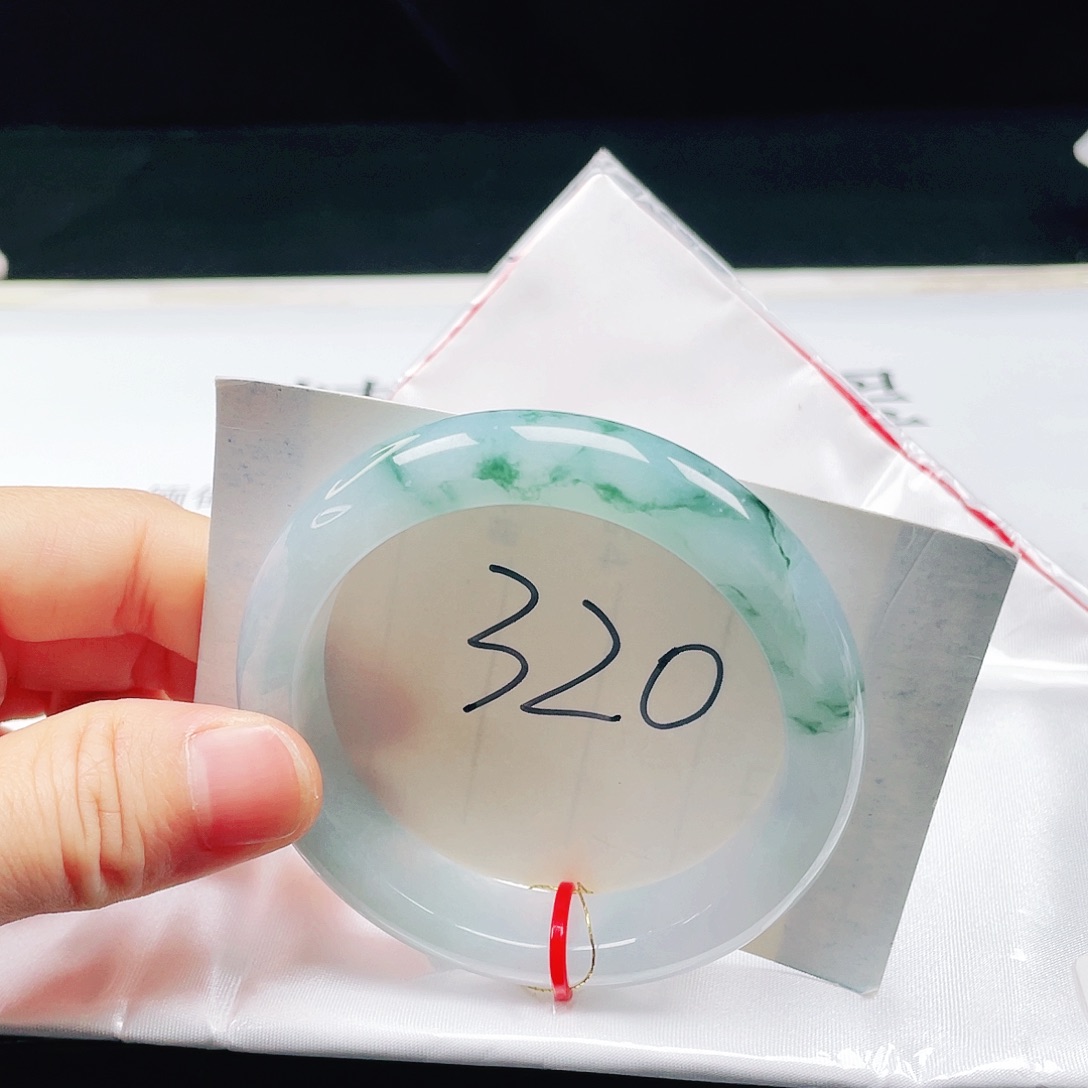 翡翠未镶嵌手镯正圈55