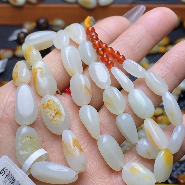 和田玉手链未镶嵌新****校