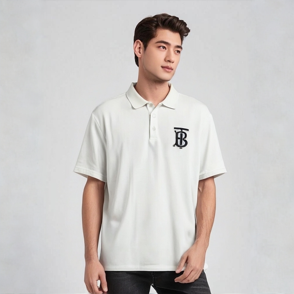 99新 BURBERRY/博柏利 17868411 刺绣logo翻领短袖 白色 M码