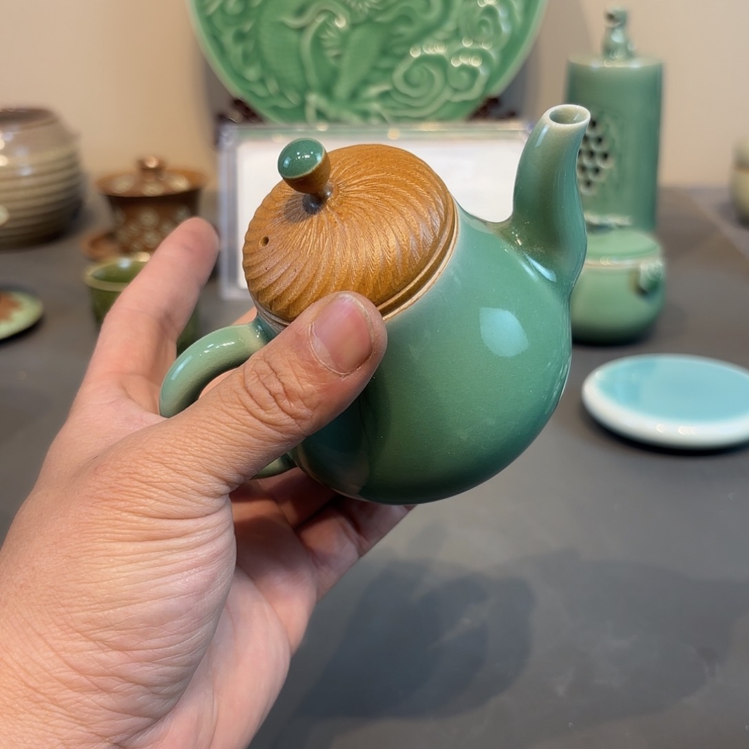 瓷片龙泉青瓷福利青瓷