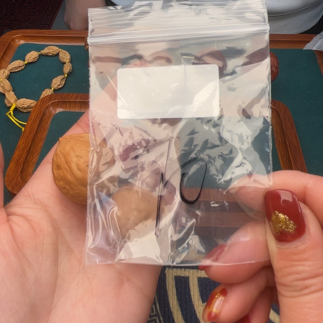 文玩核桃把件小海豚