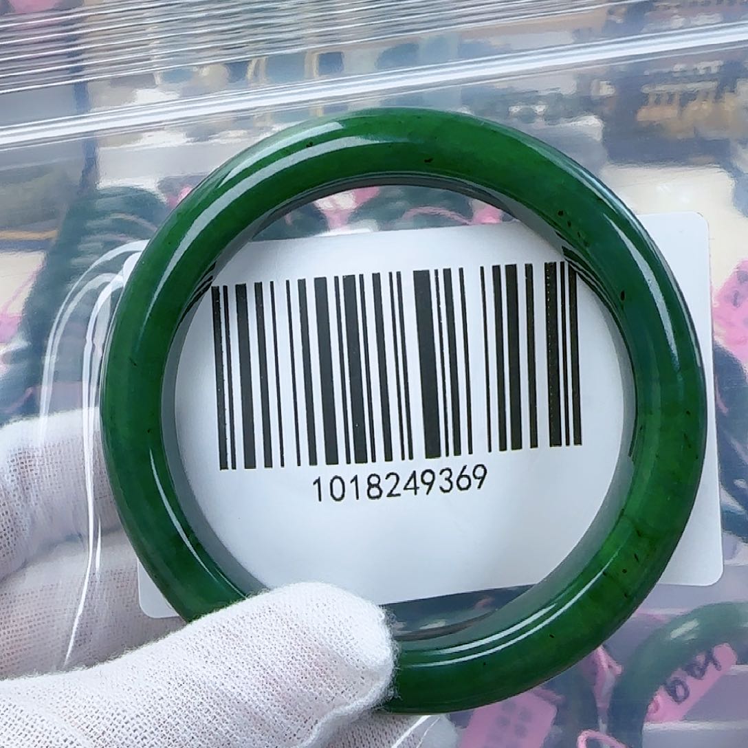 和田玉（碧玉）手镯未镶嵌59