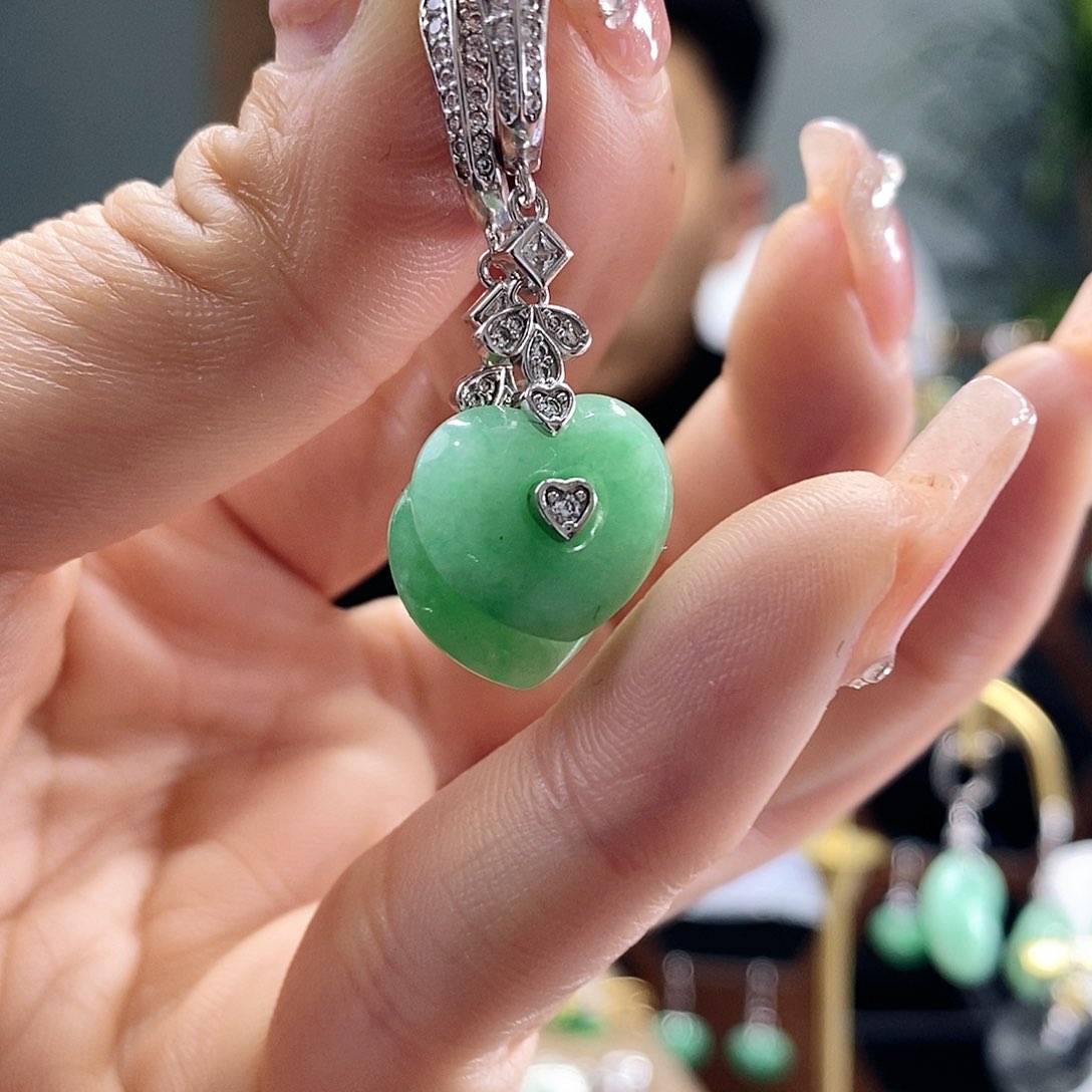 翡翠耳饰银S925镶嵌翡翠