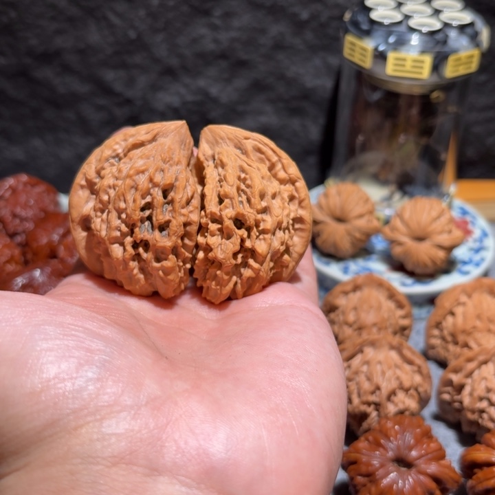 把件文玩核桃麒麟纹官帽