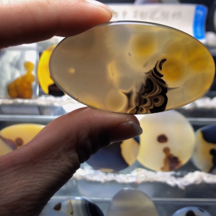 合金玛瑙/玉髓珠宝奇石157