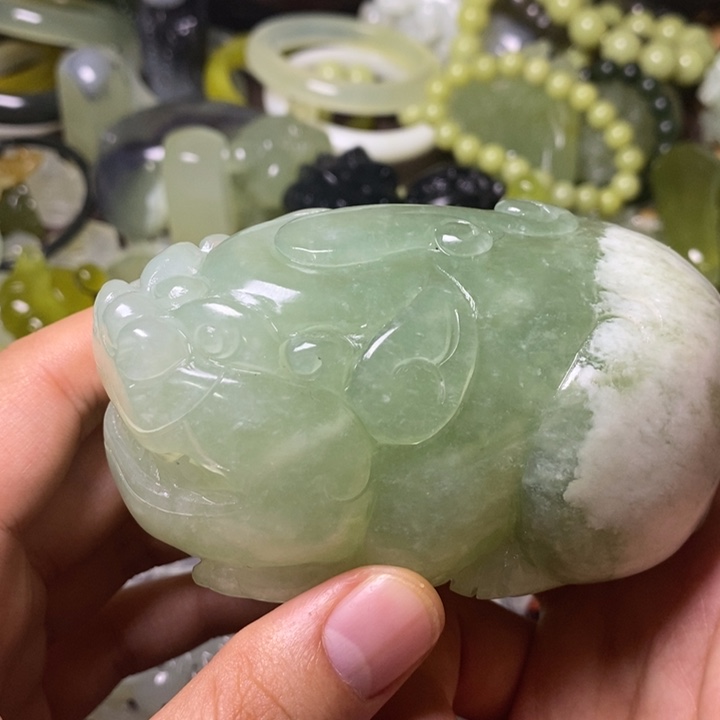 岫玉天然岫玉手把件未镶嵌人**点