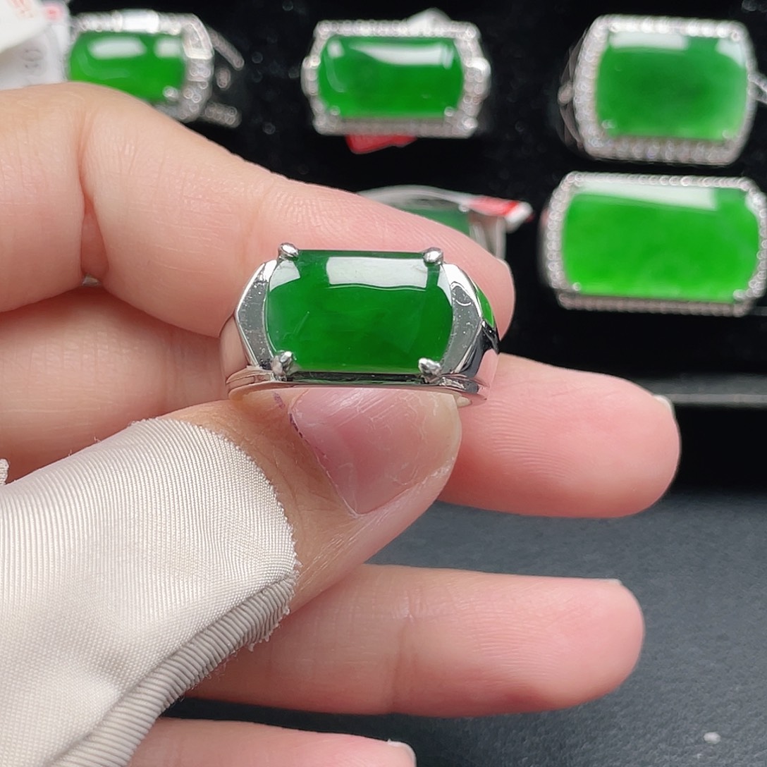 翡翠银S925镶嵌戒指天然A货翡翠没运费险4010