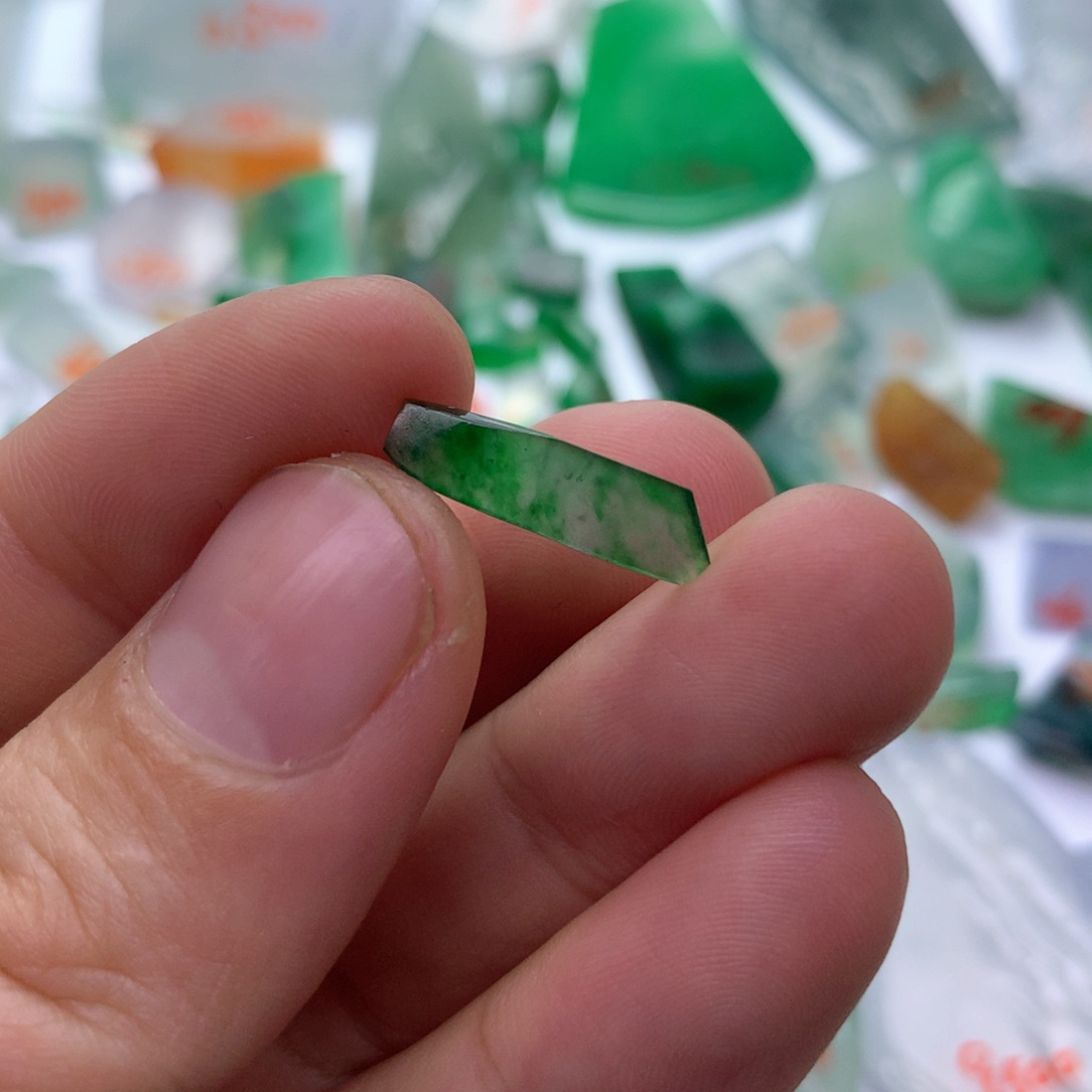 定制翡翠未镶嵌天然缅甸翡翠吊坠挂件