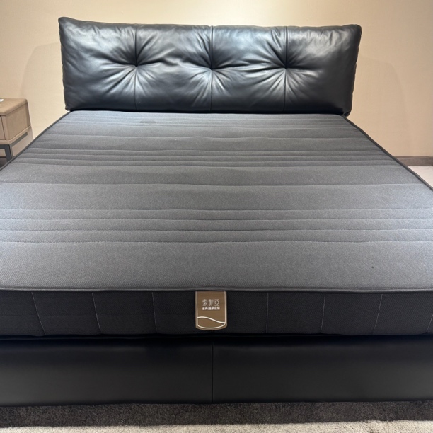 黑白22公分厚软硬适中卷包独立袋装弹簧海绵床垫适中床垫
