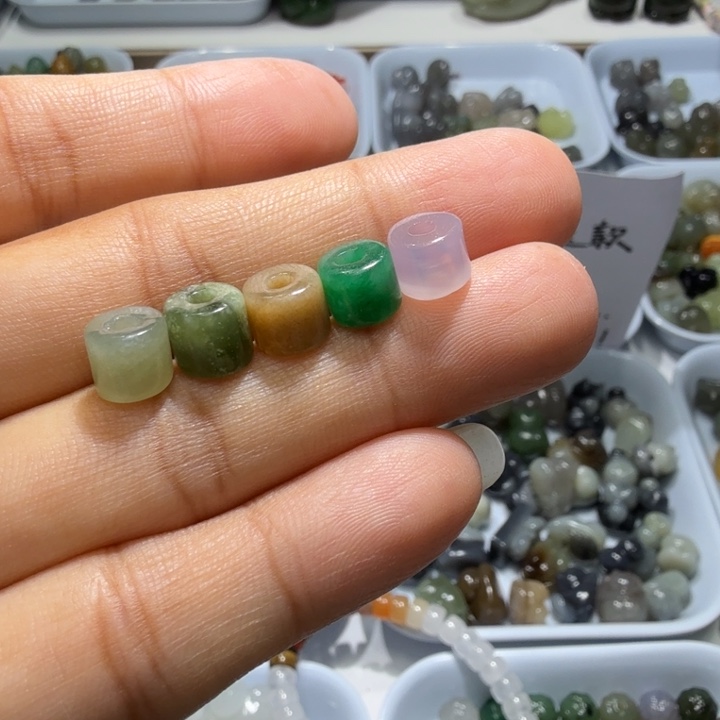 未镶嵌和田玉珠宝半成品