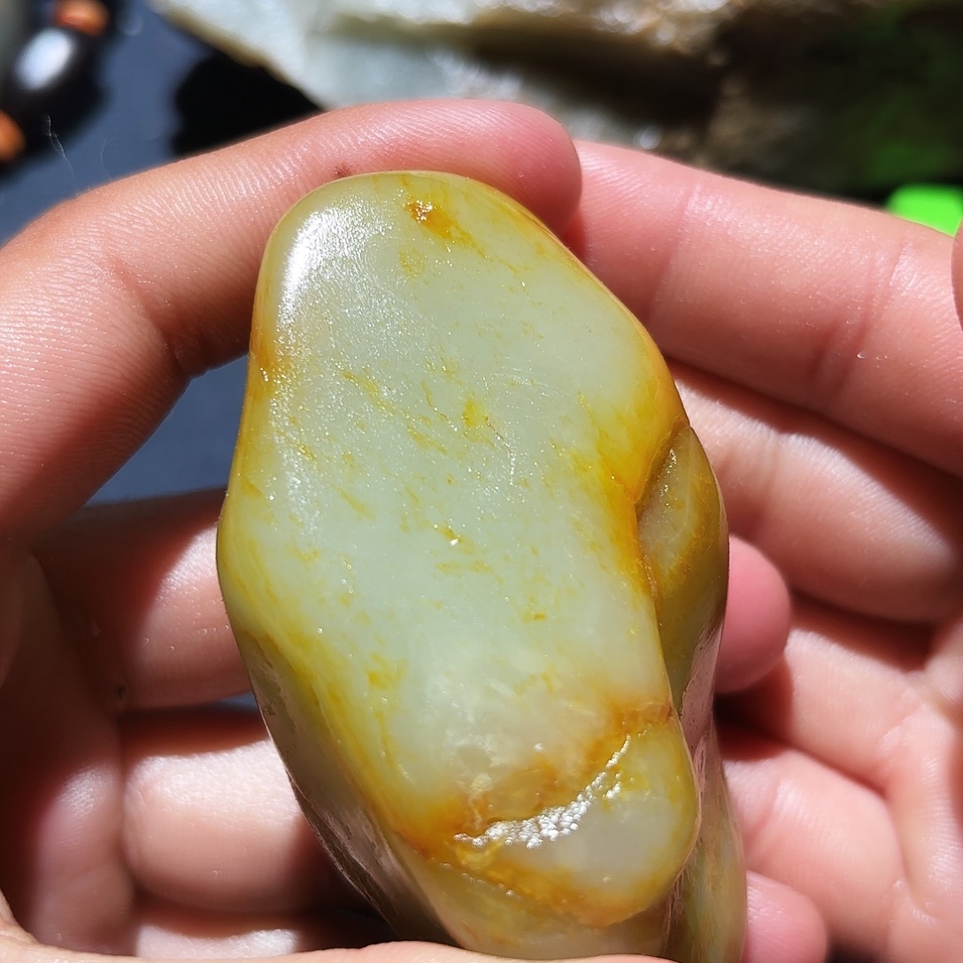 和田玉未镶嵌珠宝奇石