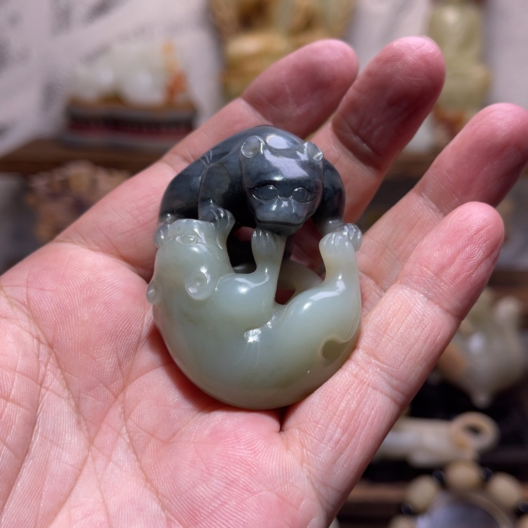 和田玉未镶嵌挂件溜**中