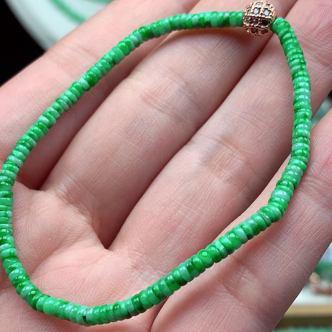 翡翠未镶嵌手链翡翠