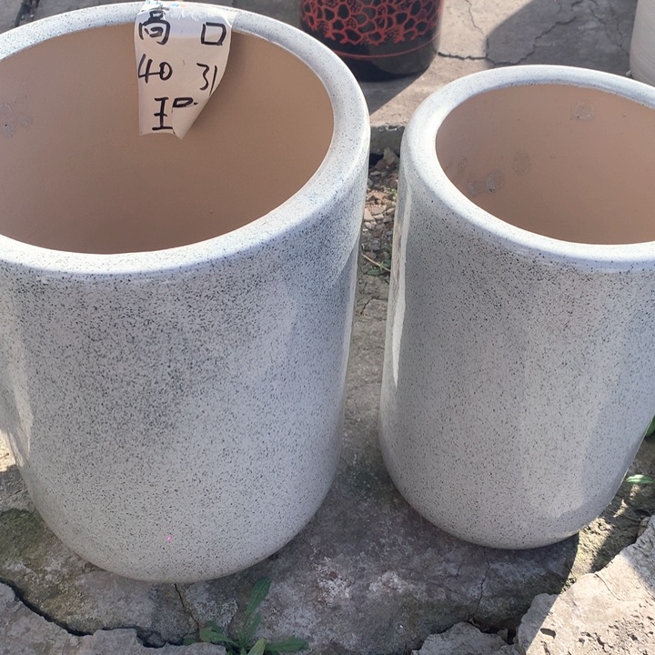 花盆陶瓷大号加中号的设计