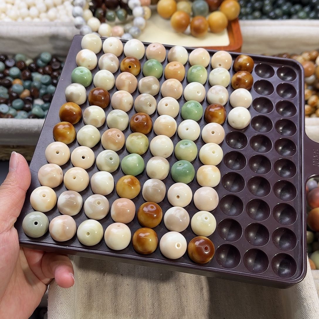 菩提根/象牙果手串青****?卡16苹果74颗