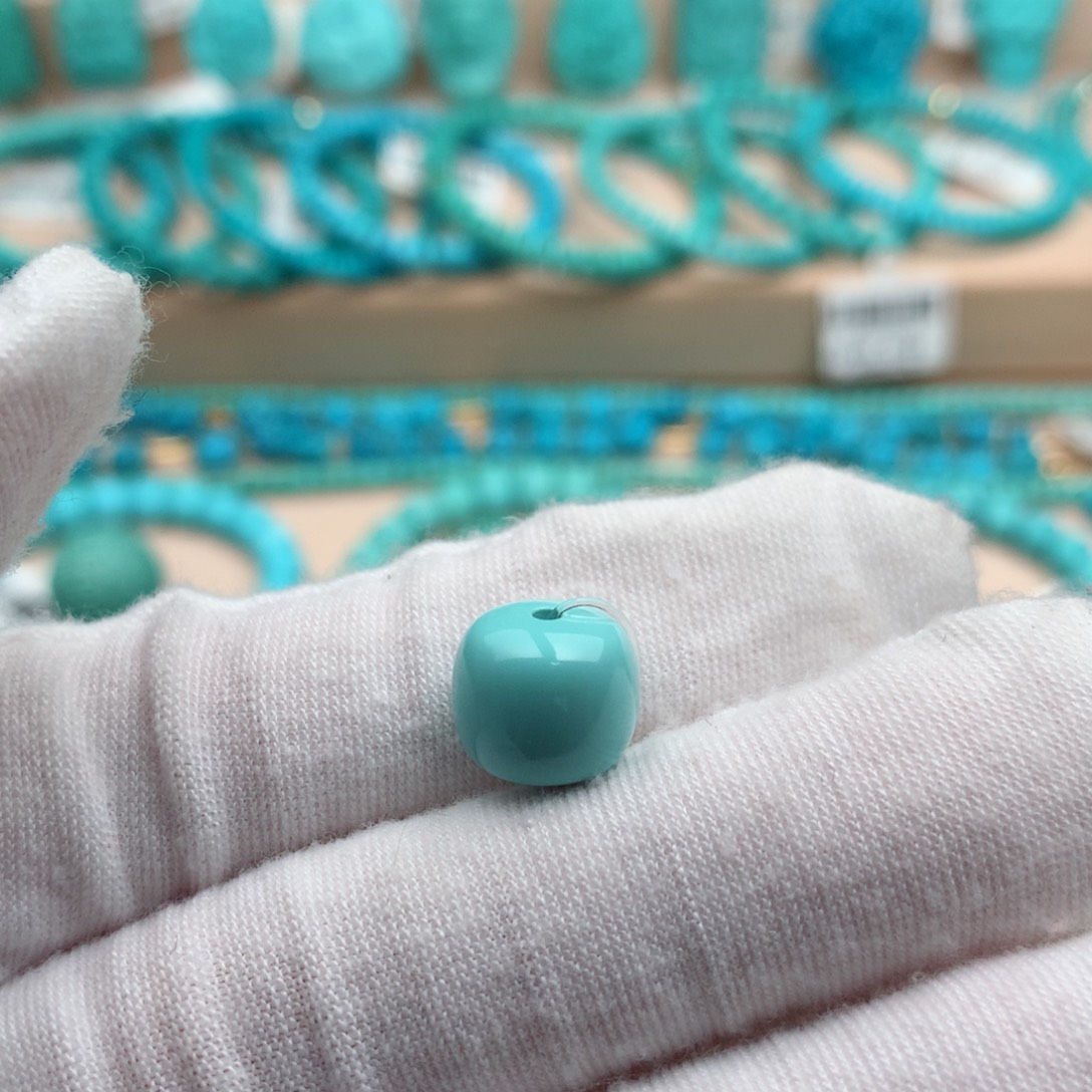 绿松石未镶嵌珠宝奇石10.8mm