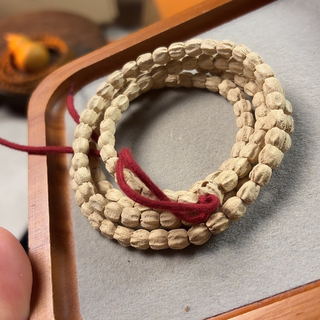 夏***玩柏香籽/百香籽吊坠