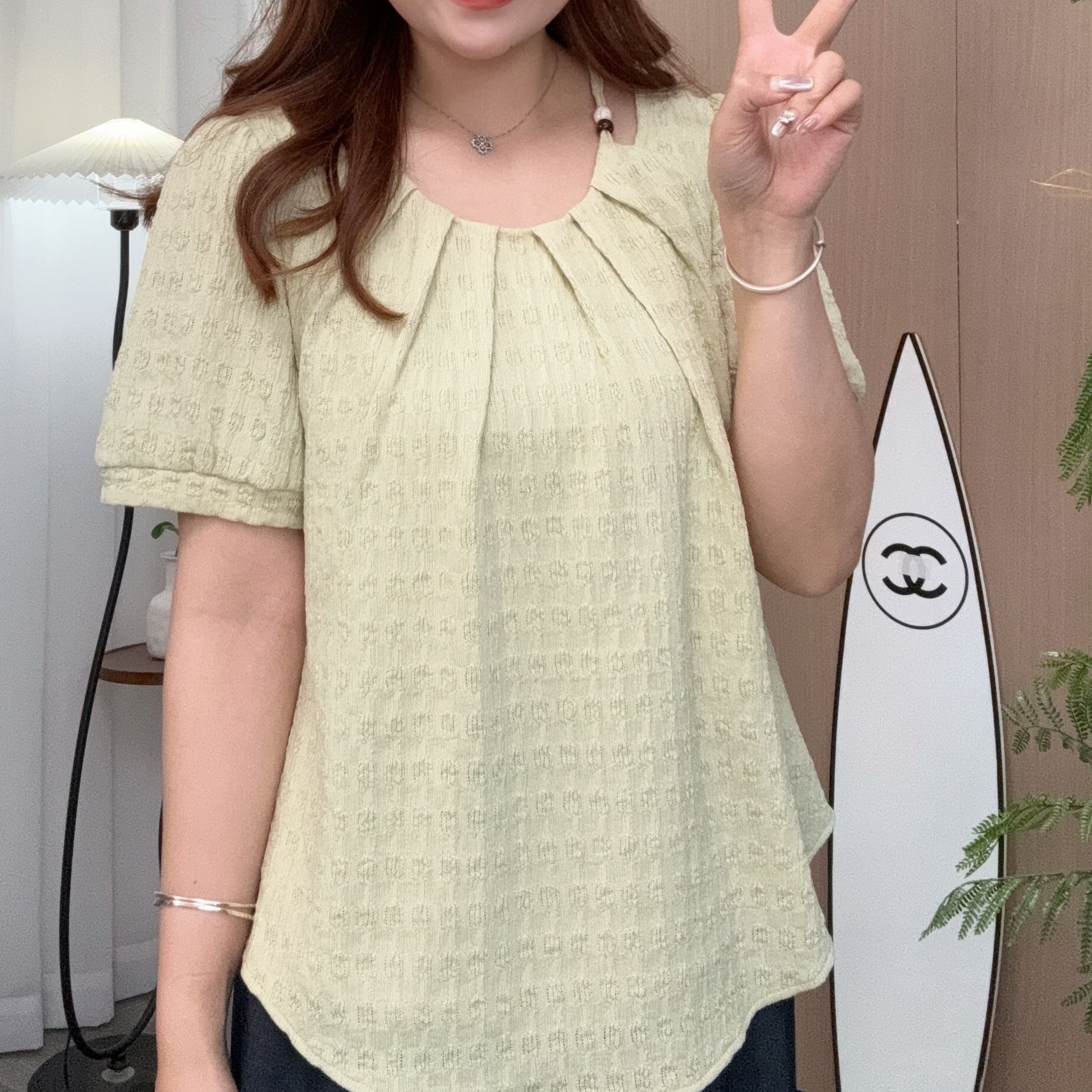 【婷哥微胖  夏花灿烂】夏季温柔风设计感显瘦百搭短袖上衣TGW41499