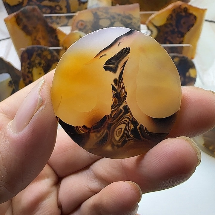 玛瑙/玉髓未镶嵌颈饰